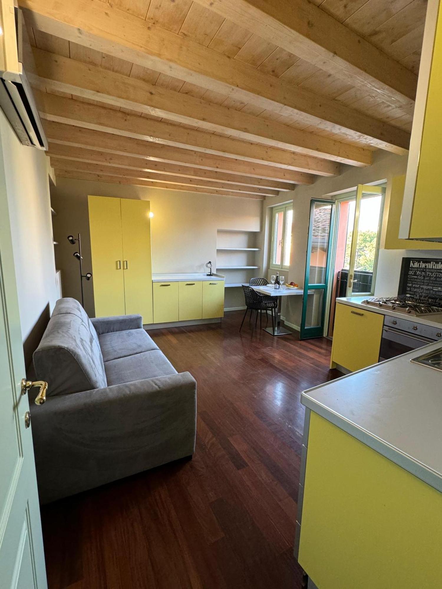 Splendid Apartment Desenzano del Garda Dış mekan fotoğraf